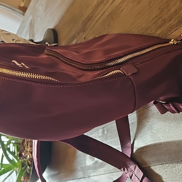 Kate Spade Purple Backpack with Structured Design and Gold Hardware - Picture 4 of 9